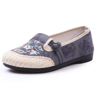 苏芈秋季老北京布鞋女单鞋一脚蹬懒人鞋复古平底妈妈鞋民族风绣花鞋女