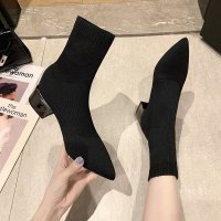 袜靴女秋冬新款黑色百搭尖头中粗跟马丁短靴网红针织弹力瘦瘦靴子