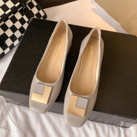 2022年春秋季新款百搭舒适高跟鞋少女粗跟百搭方头懒人奶奶单鞋女