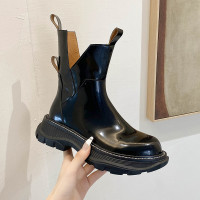 些久马丁靴女英伦风薄款春秋厚底网红瘦瘦鞋ins潮2021秋季新款单短靴