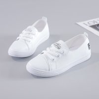 些久小白鞋女2021年新款鞋子网红平底秋季薄款透气软底单鞋百搭运动鞋