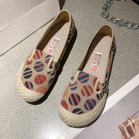 娜瑟薇2021年秋季新款女绣花布鞋大红色女士老北京女鞋薄款奶奶鞋子