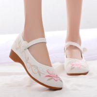 苏芈老北京布鞋女牛筋底软底广场舞民族风绣花鞋平底古风鞋改良汉服鞋