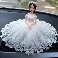 一字肩婚纱娃娃 汽车摆件可爱婚纱女生娃娃公主蕾丝大裙车内创意高档中控台装饰品