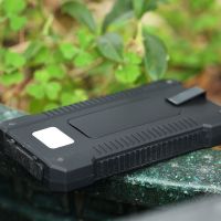 黑色+数据线+指南针挂钩 20000毫安 太阳能充电宝20000毫安大容量通用手机充电器三防户外移动电源