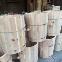 单桶一个(不含底板和盖子) 大小头款(外径上31cm下37cm) 杉木蜂箱 蜂桶中蜂格子箱横养竖养桶土养箱诱蜂箱木桶圆桶