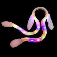 发光耳朵会动发箍 秋冬韩版可爱加厚三件套毛绒仿羊羔绒小熊耳朵帽子围巾一体女兔帽