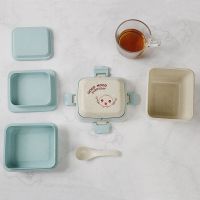 浅蓝色 送勺子 便当盒儿童可爱卡通幼儿园餐盒小学生便携水果盒三格饭盒防烫带盖