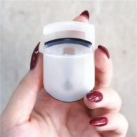 白色单只 猫爪睫毛夹小型可爱卷翘持久便携式malian局部细节夹睫毛器玛丽安