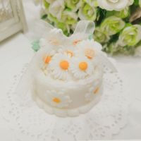 雏菊蛋糕(小苍兰花香味) 《雏菊花开》原创小众手工香薰蜡烛创意生日老师教师节礼物伴手礼