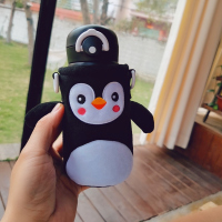 小号微笑企鹅杯套 杯套袋斜挎可爱水杯套保护套防烫隔热通用杯子套带提绳保温杯袋子