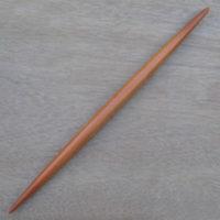 精品枣木擀面杖薄饼专用48长X直径2.2-2.5cm两头尖 精品枣木擀面杖薄饼专用48长X直径2.2-2.5cm两头尖
