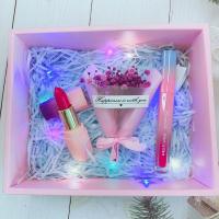 口红+唇釉+小干花 蓝色拉菲草+礼盒礼袋 情人节教师节创意手工灯塔模型生日礼物女生闺蜜同学留念毕业礼物