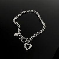 GOLICC甜酷少女嘻哈蹦迪爱心项链男小众夏ins潮酷嘻哈钛钢锁骨链