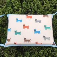 米色小狗 电动自行车摩托车儿童前置座椅防撞头毛绒枕头保护垫防撞包防撞垫