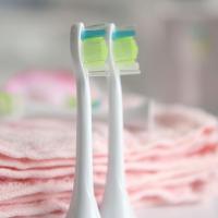 钻石亮白Plus 白色 2只 适配飞利浦HX3/6/9系列电动牙刷头无金属通用替换R系列杜邦成人刷