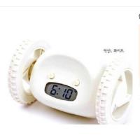 白色带电池四节螺丝刀 懒人克星起床闹钟超大声电子神器座钟早起逃跑的钟表奔跑会跑