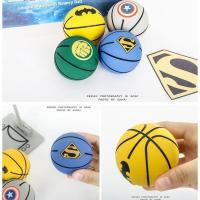 黄色蝙蝠侠一个 中国男篮训练器套装投篮训练器儿童玩具弹力球弹力足直径6CM