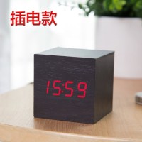 正方形|黑木红字[插电款] 闹钟响了 创意静音夜光电子时钟数字表儿童可爱学生台钟座钟表床