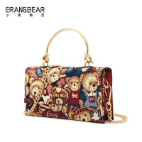 群熊红色 小熊依恋2021款手提包复古小方包时尚百搭链条翻盖女士单肩斜挎包