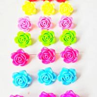 双孔玫瑰花一包二两颜色随机发货 diy手工串珠材料 手工生日编串珠钱锁配件,玫瑰花桃心太阳花珠子