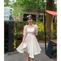 甜美法式连衣裙2021年夏季新款小个子轻熟风泡泡袖仙女裙修身显瘦 杏色短袖珍珠款 S 85-105斤