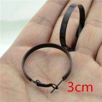 时尚宽面耳环女黑色耳圈耳夹气质百搭耳坠日韩个性学生简约耳饰品 黑色 直径3厘米一对 有耳洞耳针款