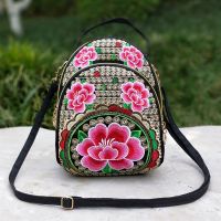 2021新款云南刺绣包民族风包包女双肩斜挎包帆布绣花包小布包布艺 红梅花