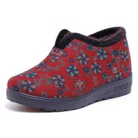 老北京布鞋冬季加绒女棉鞋中老年妈妈鞋加厚保暖舒适棉靴奶奶鞋 红色 307 35