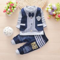 2021新品春秋款韩版礼服帅气童装儿童宝宝0-1-2-3岁西服套装男童 灰色 领结两件套 73