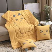 LACASA 抱枕被子两用枕头被汽车靠垫办公室午睡神器空调毯二合一 嘟嘴猫咪黄 40X40cm展开110x150cm