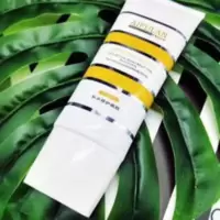 热卖艾芙兰补水修复凝胶保湿滋润亮白收缩毛孔细腻肌肤美容院 热卖艾芙兰补水修复凝胶保湿滋润亮白收缩毛孔细腻肌肤美容院正品