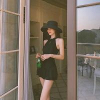 新款连体泳衣女性感露背小胸聚拢遮肚显瘦温泉度假裙式泳装