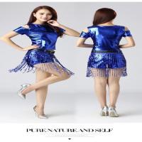 新款爵士舞演出服ds女成人漏肩苏短裤性感现代舞蹈亮片表演服装