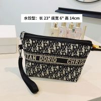 新款ins化妆包便携式大容量外出旅游防水收纳包高档高颜值洗漱包 水饺型