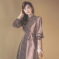 2020秋冬日系风新款清新显瘦碎花中长裙浪漫收腰修身系带连衣裙女 咖色 S 建议85-100斤