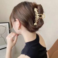 鱼骨盘发发夹网红2021年新款大号鲨鱼夹韩国气质后脑勺头发抓夹女 金属鱼骨发抓