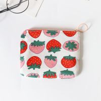 水果图案布艺卫生巾收纳包便携随身小型可爱女生学生姨妈巾月事包 0215 红色-大草莓