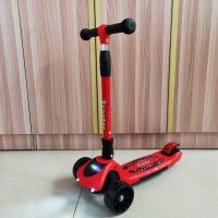 新款儿童滑板车2-3-6-8-10岁音乐闪光轮男女宝宝可折叠小孩踏板车 红色+5CM宽轮+音乐灯光+大礼包