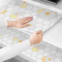 厨房防油污贴纸橱柜贴纸防水防潮自粘柜子抽屉垫纸耐脏防油防潮垫 [雏菊花语]橱柜贴纸+防潮垫+自粘 60X300cm(每卷