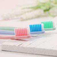 硬毛牙刷成人家用小头去烟渍清洁美白特硬款男式中毛家庭装批发价 小头硬毛 买5支送1支