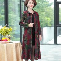 新款妈妈装春秋薄款外套洋气大码宽松上衣中老年风衣女中长款时尚 酒红色 M