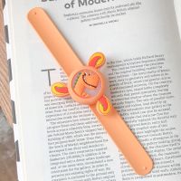 创意旋转陀螺驱蚊手环啪啪圈发光手表儿童宝宝大人防蚊虫叮咬神器 桔色恐龙