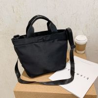 尼龙包包女2021新款潮韩版大容量手提包百搭单肩斜挎包通勤帆布包 黑色 收藏关注送丝巾