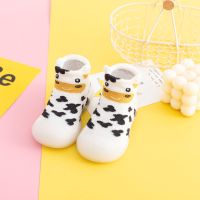 宝宝学步鞋春秋婴儿鞋6到12个月软底婴幼儿不掉鞋男女童室内袜鞋 立耳白色奶牛 内长11.5cm 18/19
