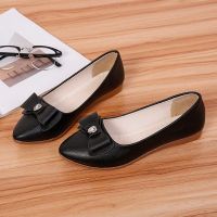 新款女鞋春秋软底百搭尖头学生四季平底韩版豆豆鞋护士工作女单鞋 黑色 40偏小一码