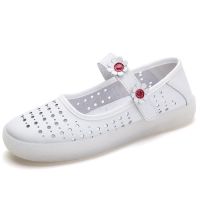 护士鞋女夏季新款真皮白色医院工作鞋美容院平底镂空单鞋软底透气 白色带花镂空 34