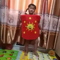 抗击病毒疫情元旦儿童演出服预防病毒防护服护士模特走秀表演 红色 100