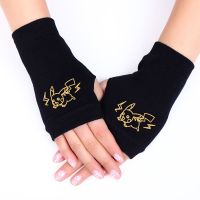 手套半截女可爱皮卡丘半指联名男露指冬写字学生半掌无指保暖触屏 皮卡丘两闪电金色