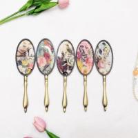 欧式复古青铜金属手柄镜子女化妆镜小号便携随身少女公主圆手持镜 随机花色